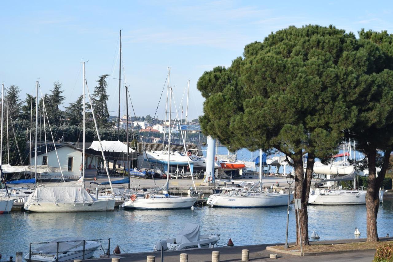 Albergo Trattoria Fioravante Peschiera del Garda Eksteriør bilde